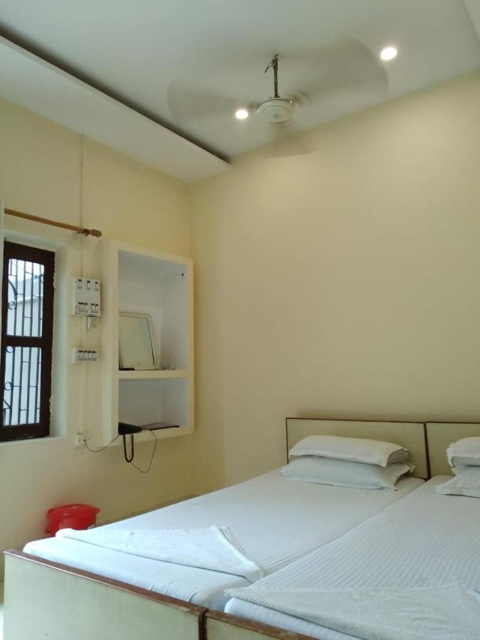 Ajay Guest House Varanasi Exterior photo